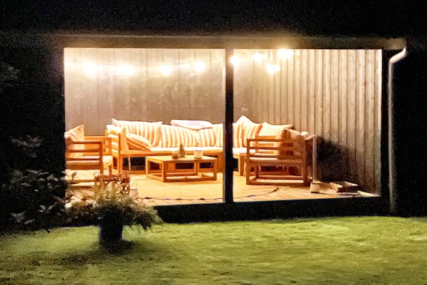 Foto van Afgelegen Knusse Huisje-By Traum - Vakantiehuis in Hemmet - Outdoor