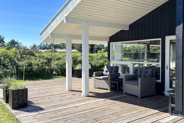 Foto van Stijlvol toevluchtsoord in Gronhoj-By Traum - Vakantiehuis in Løkken - Outdoor