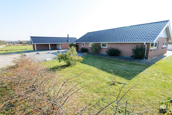 Foto van 6 persoons vakantie huis in Tarm - Vakantiehuis in Tarm - Outdoor