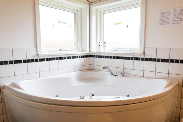 Foto van 6 persoons vakantie huis in Tarm - Vakantiehuis in Tarm - Spa