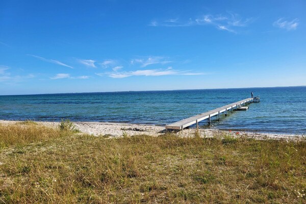 Foto van Zeezijde Cottage met Sauna-By Traum - Vakantiehuis in Sydals - WaterView
