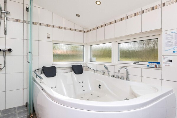 Foto van 8 persoons vakantie huis in Ålbæk - Vakantiehuis in Ålbæk - Spa