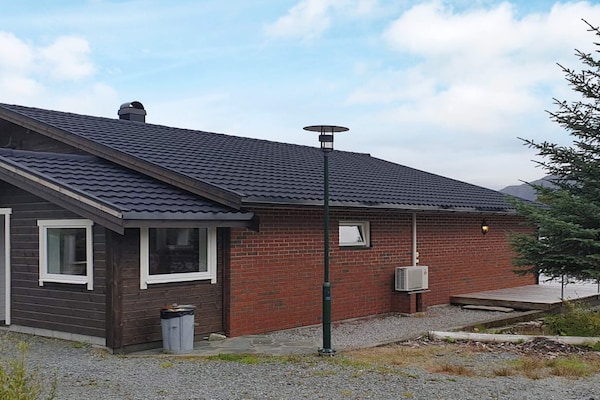 Foto van 7 persoons vakantie huis in Svelgen - Vakantiehuis in Svelgen - Outdoor