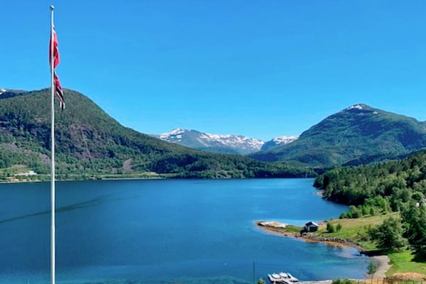 Foto van 8 persoons vakantie huis in Austefjorden - Vakantiehuis in Austefjorden - WaterView