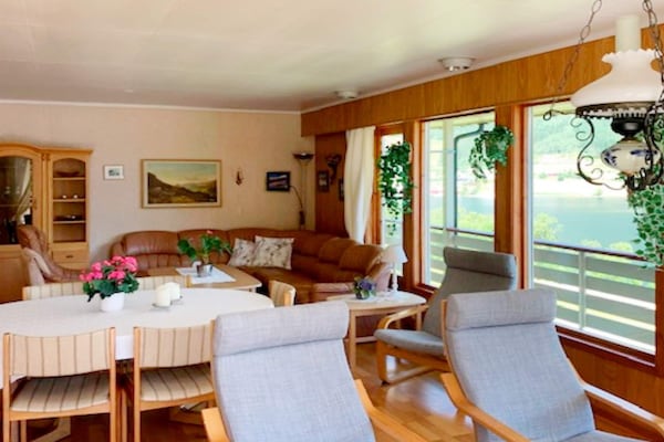 Foto van 8 persoons vakantie huis in Austefjorden - Vakantiehuis in Austefjorden - Indoor