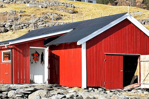 Foto van 8 persoons vakantie huis in Austefjorden - Vakantiehuis in Austefjorden - Outdoor