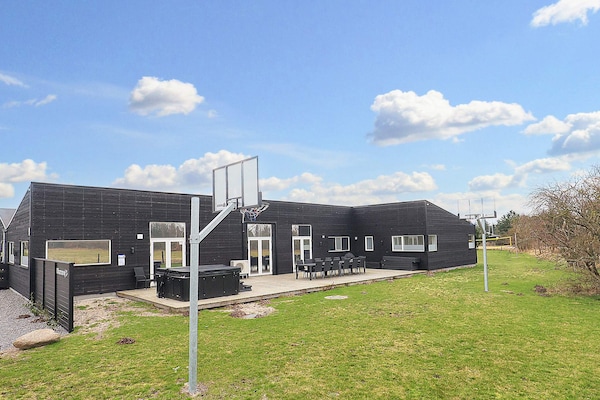Foto van 16 persoons vakantie huis in Væggerløse - Vakantiehuis in Væggerløse - Outdoor