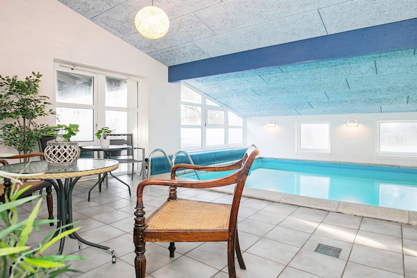 Foto van 14 persoons vakantie huis in Sæby - Vakantiehuis in Sæby - Pool