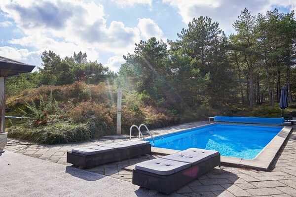 Foto van 6 persoons vakantie huis in Nexø - Vakantiehuis in Nexø - Pool