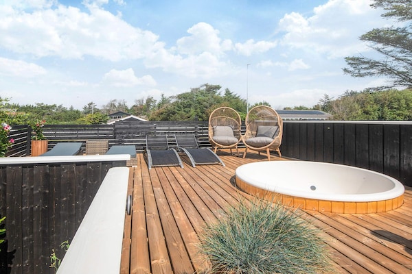 Foto van 7 persoons vakantie huis in Blokhus - Vakantiehuis in Blokhus - View