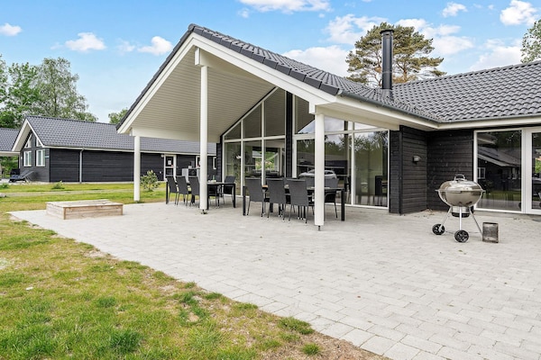 Foto van 18 persoons vakantie huis in Væggerløse - Vakantiehuis in Væggerløse - Outdoor