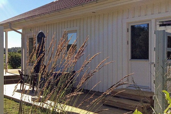 Foto van Vakantiehuis aan zee bij Gullmarsfjord - Vakantiehuis in BRASTAD - Outdoor