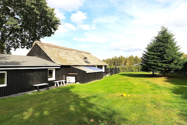 Foto van Charmant huisje vlakbij het bos in Farsø - Vakantiehuis in Farsø - Outdoor