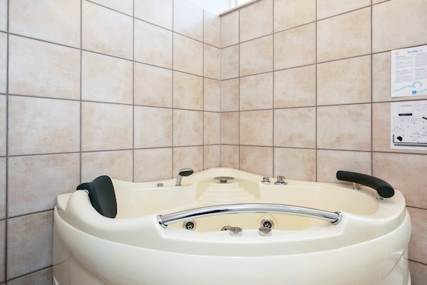 Foto van Rustig vakantiehuisje-By Traum - Vakantiehuis in Bogense - Spa
