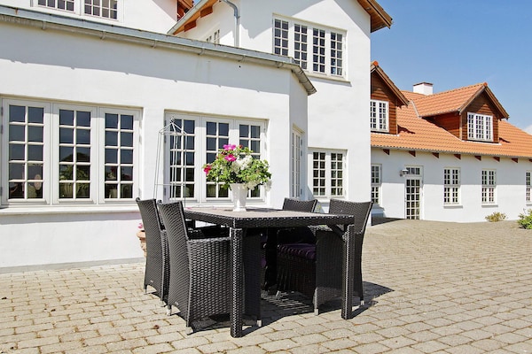 Foto van 22 persoons vakantie huis in Storvorde - Vakantiehuis in Storvorde - Outdoor