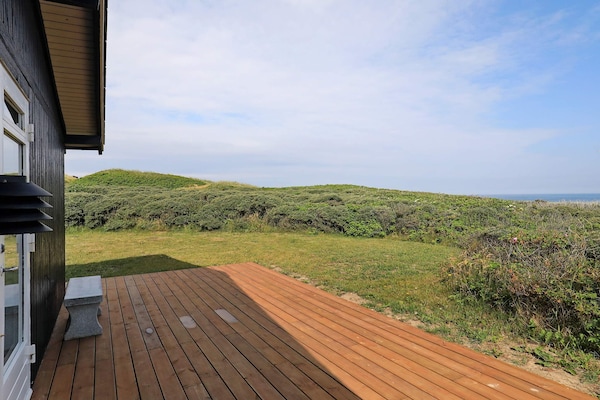 Foto van Kustsereniteit bij Nr. Lyngby-By Traum - Vakantiehuis in Løkken - WaterView