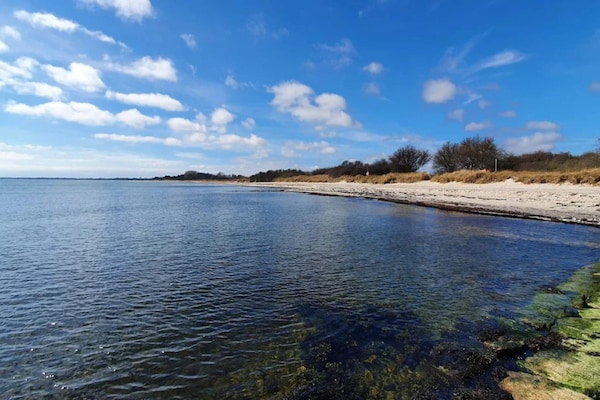 Foto van 12 persoons vakantie huis in Væggerløse - Vakantiehuis in Væggerløse - WaterView
