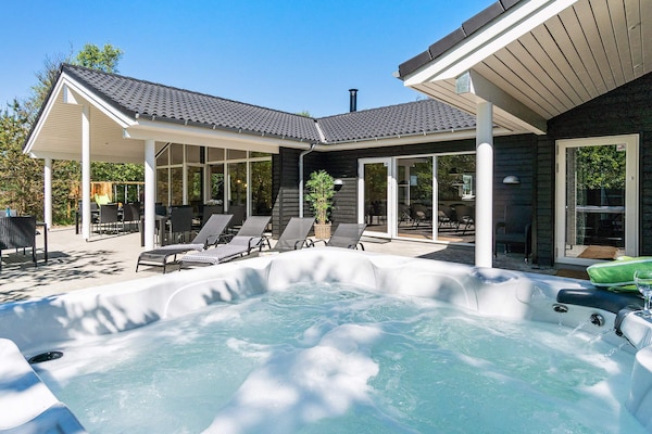 Foto van 18 persoons vakantie huis in Fjerritslev - Vakantiehuis in Fjerritslev - Spa