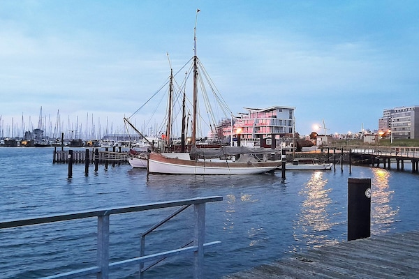 Foto van Exclusief appartement op de eerste rij - Vakantiehuis in Wendtorf - WaterView