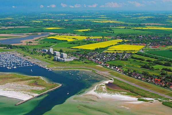 Foto van Vakantieappartement met uitzicht op het meer - Vakantiehuis in Wendtorf - Untagged