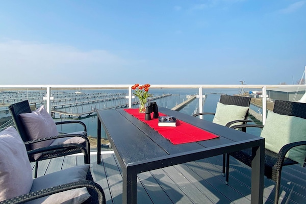 Foto van Luxe appartement in moderne kuststijl - Vakantiehuis in Wendtorf - Outdoor