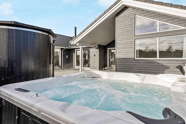 Foto van 14 persoons vakantie huis in Idestrup - Vakantiehuis in Idestrup - Spa