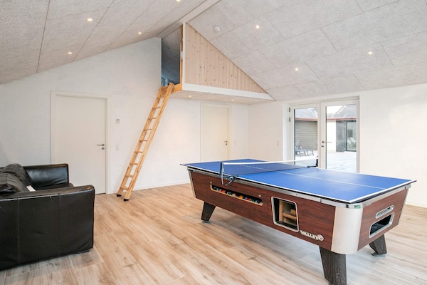 Foto van 14 persoons vakantie huis in Løkken - Vakantiehuis in Løkken - Indoor