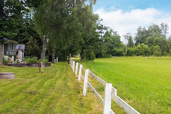 Foto van 6 persoons vakantie huis in TROLLHÄTTAN - Vakantiehuis in TROLLHÄTTAN - Outdoor