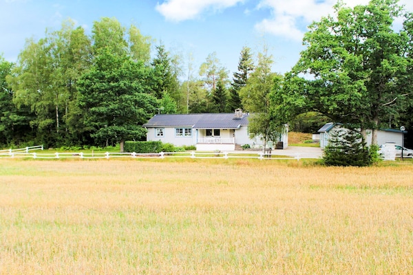 Foto van 6 persoons vakantie huis in TROLLHÄTTAN - Vakantiehuis in TROLLHÄTTAN - Outdoor