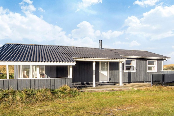 Foto van Ontsnapping aan zee met schommel - Vakantiehuis in Harboøre - Outdoor