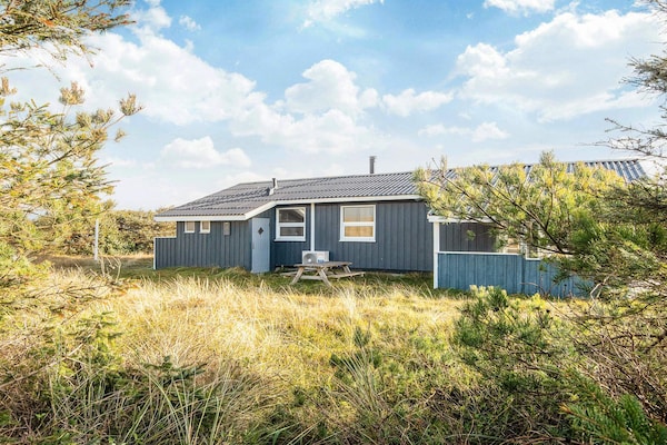 Foto van Ontsnapping aan zee met schommel - Vakantiehuis in Harboøre - Outdoor