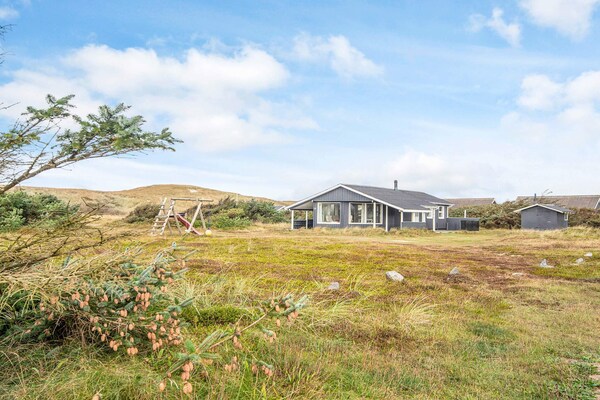 Foto van Ontsnapping aan zee met schommel - Vakantiehuis in Harboøre - Outdoor