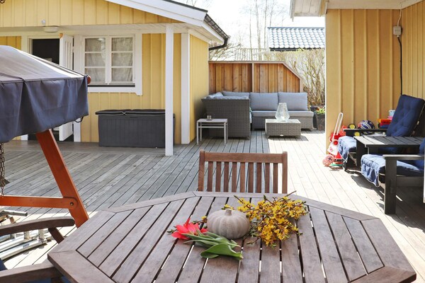 Foto van 6 persoons vakantie huis in LAHOLM-By Traum - Vakantiehuis in Skummeslövsstrand - Outdoor
