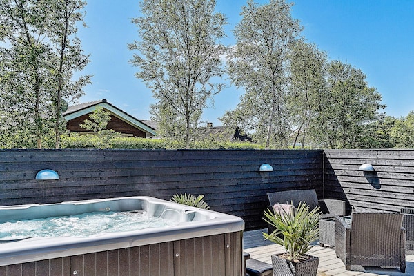Foto van Luxe retraite in Blavand -- By Traum Ferienwohnungen - Spa