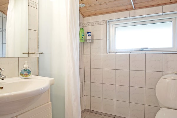 Foto van Toevluchtsoord aan het strand met dennenbomen - Vakantiehuis in Nexø - Indoor