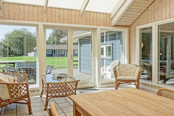 Foto van Vakantiehuis met sauna aan het strand - Vakantiehuis in Aakirkeby - Indoor