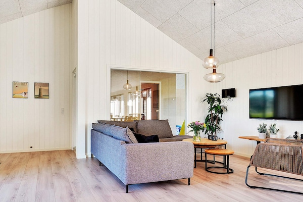 Foto van Luxe retraite aan zee -- By Traum Ferienwohnungen - Vakantiehuis in Sydals - Indoor