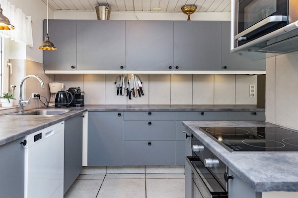 Foto van 12 persoons vakantie huis in Væggerløse-By Traum - Indoor