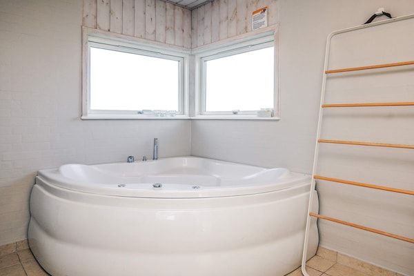 Foto van 6 persoons vakantie huis in Hjørring-By Traum - Vakantiehuis in Hjørring - Spa
