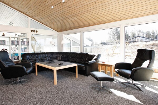 Foto van Verblijf in een afgelegen villa met zwembad - Vakantiehuis in Blokhus - Indoor