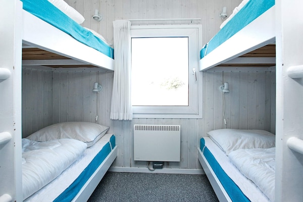 Foto van Verblijf in een afgelegen villa met zwembad - Vakantiehuis in Blokhus - Indoor