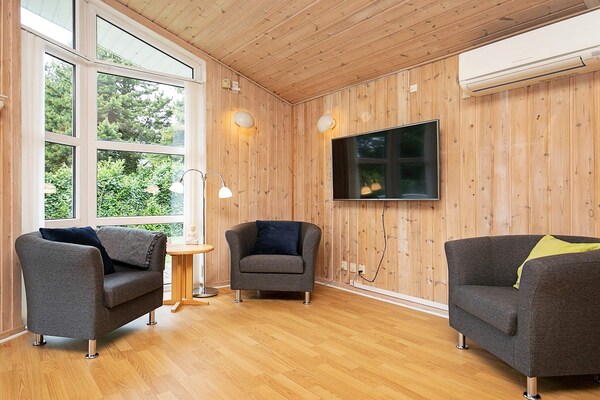 Foto van 12 persoons vakantie huis in Væggerløse-By Traum - Indoor
