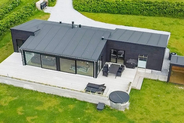Foto van Luxe vakantieverblijf nabij Lyngby - Vakantiehuis in Løkken - Outdoor