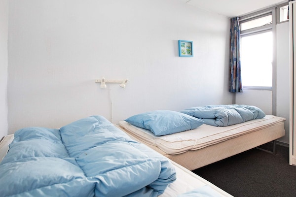 Foto van 6 persoons vakantie huis op een vakantie park - Vakantiehuis in Ringkøbing - Indoor