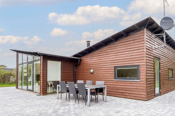 Foto van Vakantiehuis in Vestervig met jacuzzi - Vakantiehuis in Vestervig - Outdoor