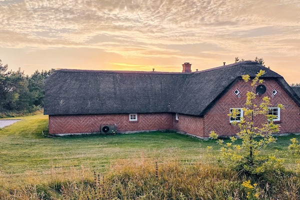 Foto van Luxe vakantieverblijf vlakbij het strand - Vakantiehuis in Ulfborg - Outdoor