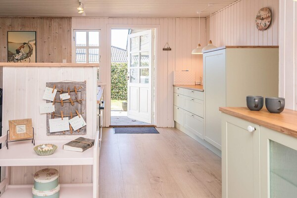 Foto van Strandhuisje met aanbouw - Vakantiehuis in Grenaa - Indoor