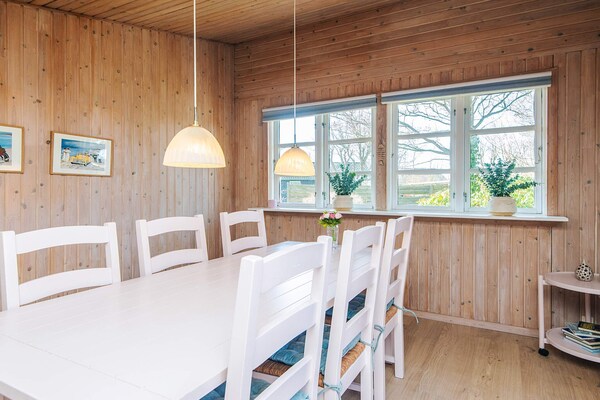 Foto van Strandhuisje met aanbouw - Vakantiehuis in Grenaa - Indoor