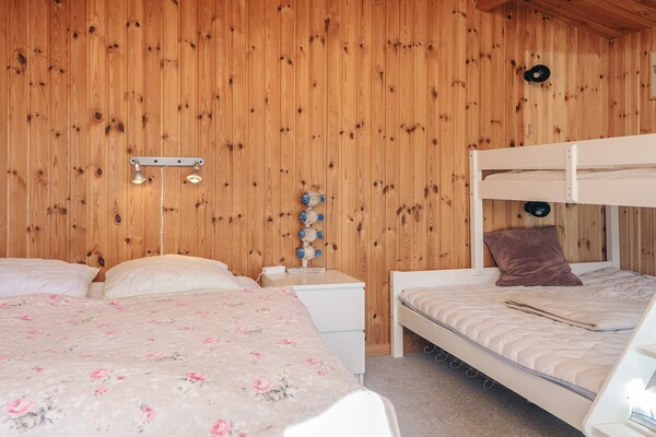 Foto van Strandhuisje met aanbouw - Vakantiehuis in Grenaa - Indoor