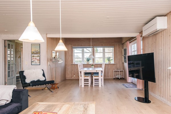 Foto van Strandhuisje met aanbouw - Vakantiehuis in Grenaa - Indoor